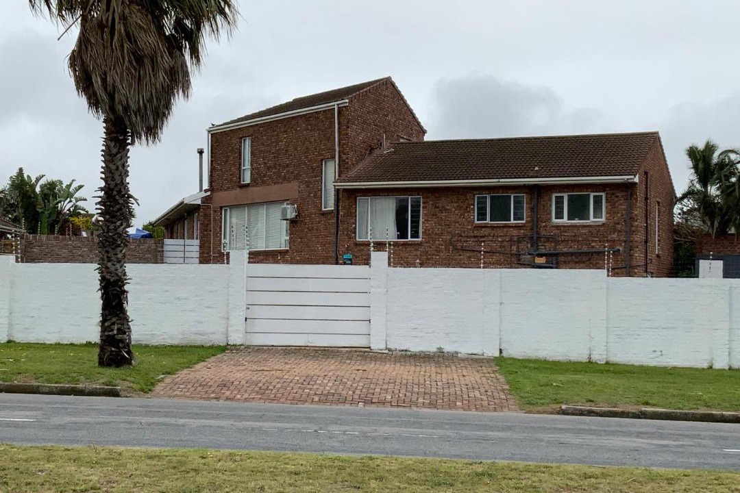 Photo of Others in Humewood