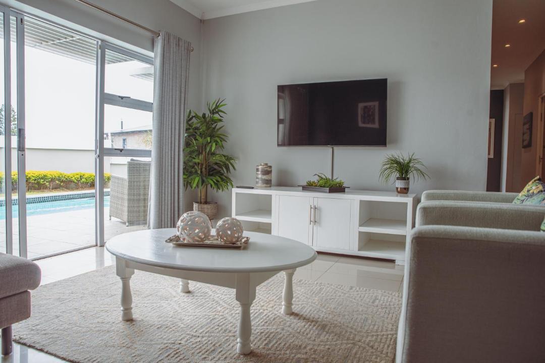 Photo of Livingroom in Humewood