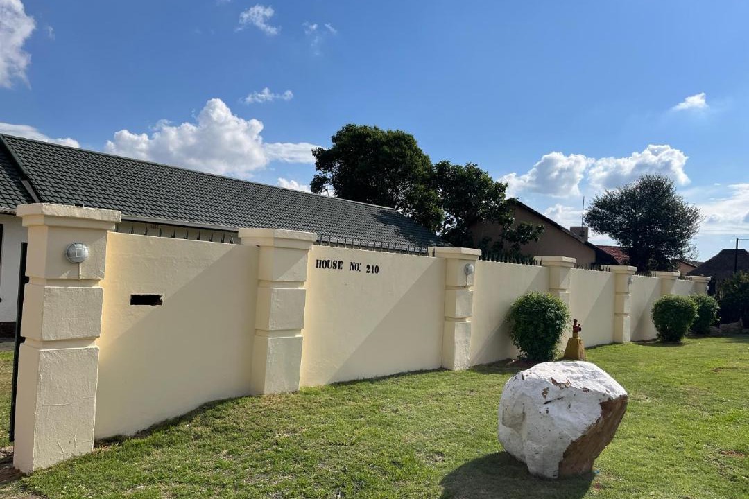Photo of Others in Alberton