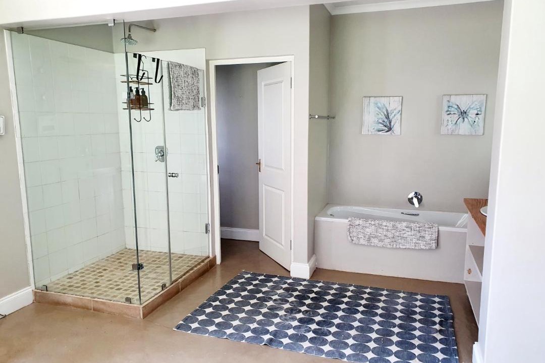 Photo of Bathroom in Hilton