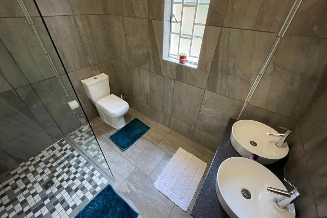 Photo of Bathroom in Somerset East