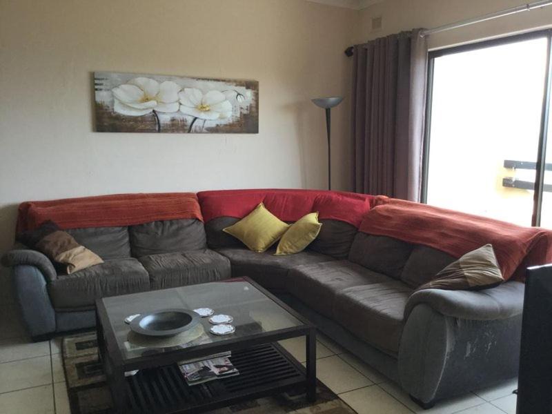 Photo of Livingroom in Umdloti