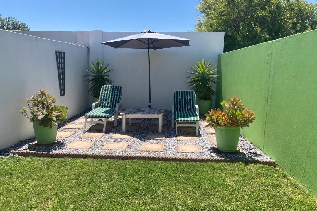 Photo of Others in Paternoster