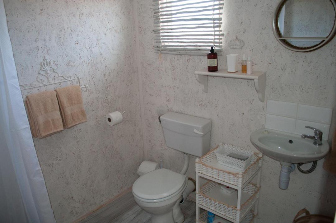 Photo of Bathroom in Albertinia