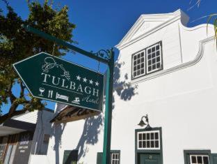 Photo of Buildings in Tulbagh