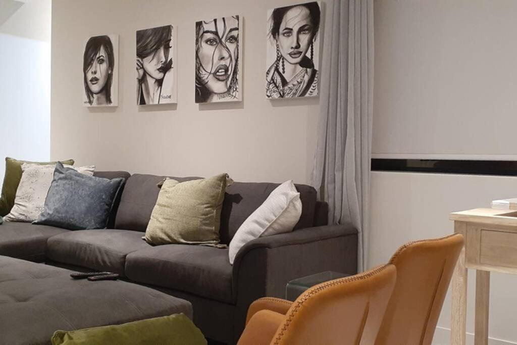 Photo of Livingroom in Brackenridge Private Residential Estate