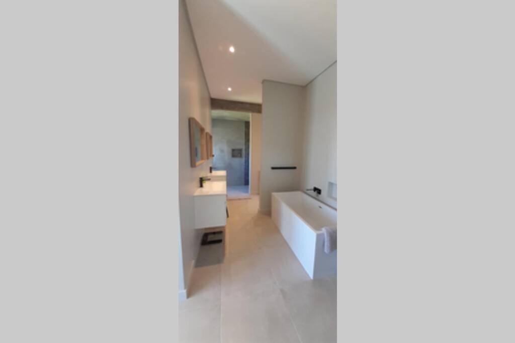 Photo of Others in Brackenridge Private Residential Estate