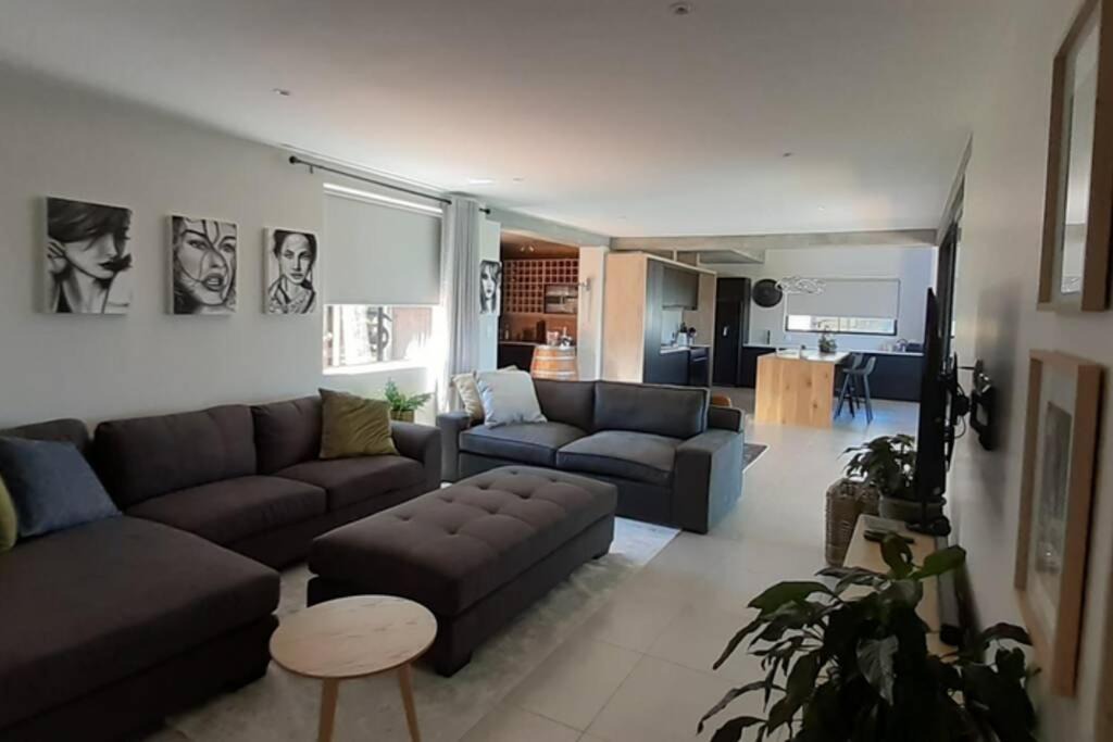 Photo of Livingroom in Brackenridge Private Residential Estate
