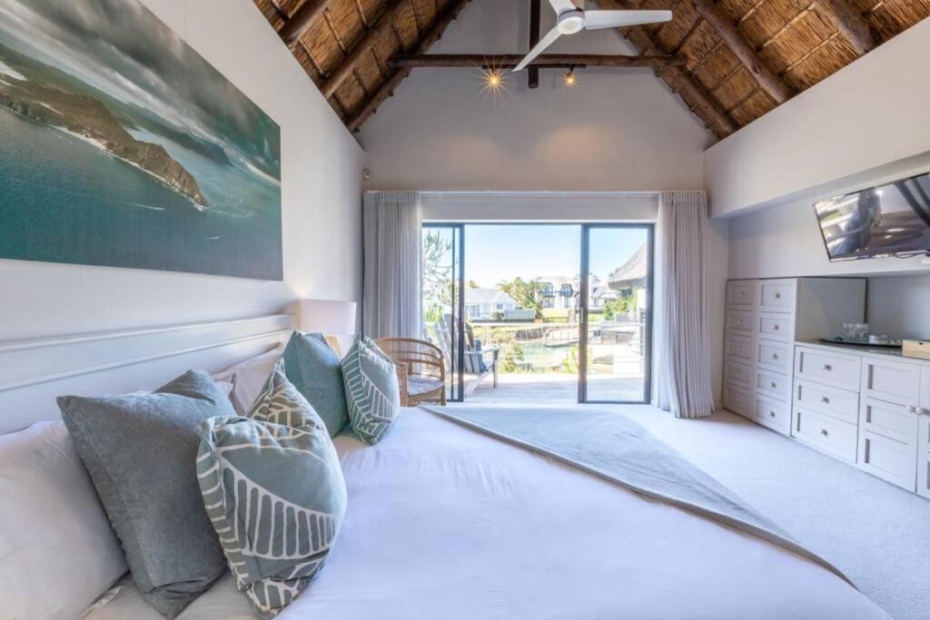 Photo of Others in Saint Francis Bay