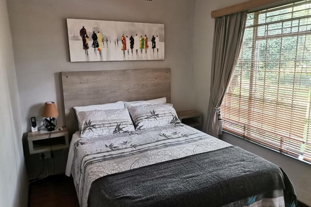 Photo of Bedroom in Roodeplaat