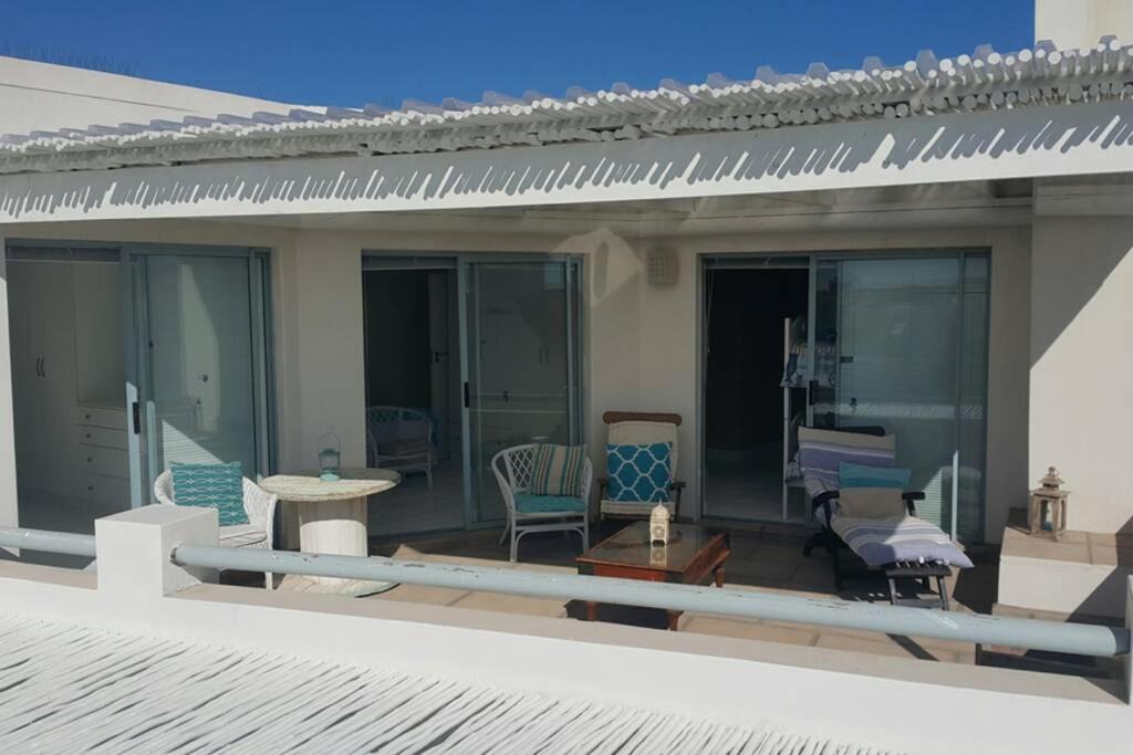 Photo of Patio Balcony in Paradise Beach