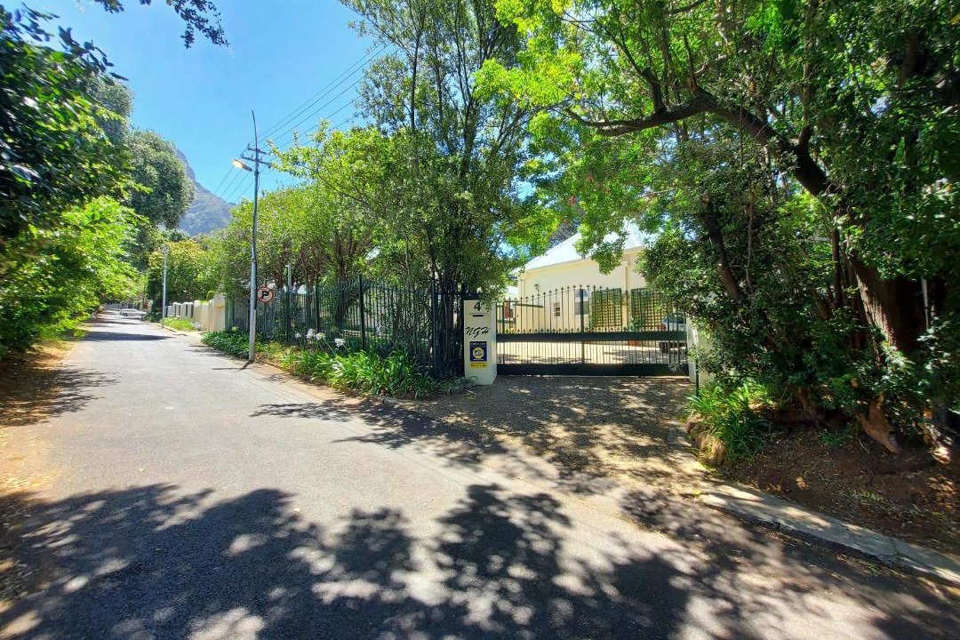 Photo of Others in Newlands
