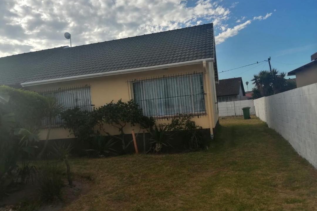Photo of Others in Vredenburg