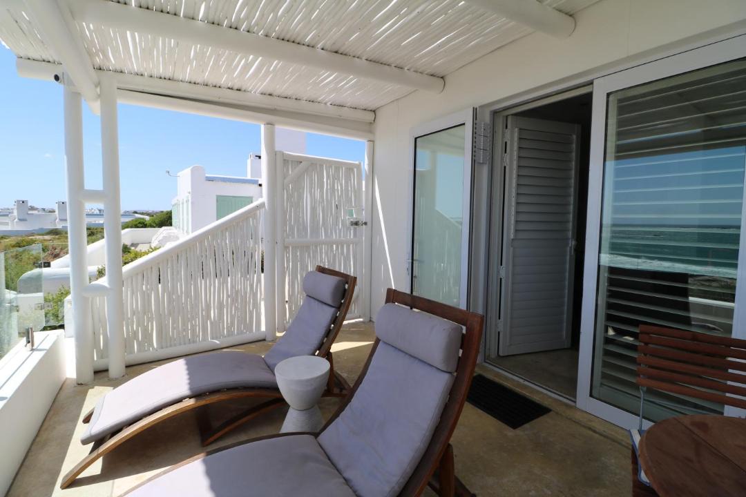Photo of Others in Paternoster