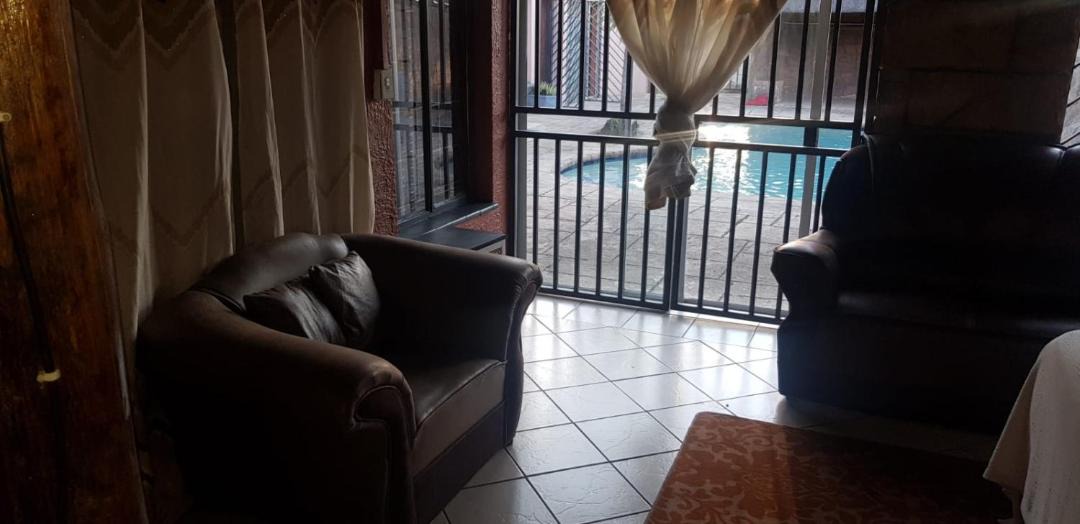 Photo of Others in Alberton