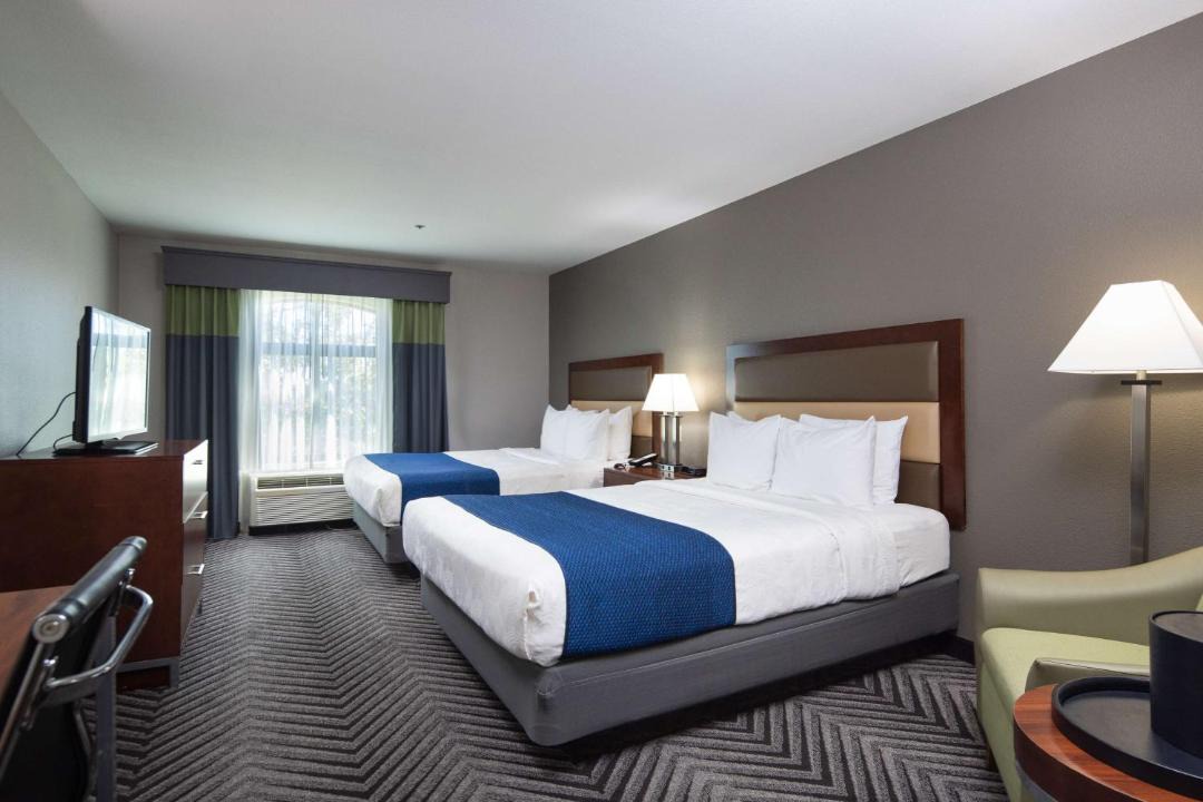 Photo of Bedroom in Shoreview