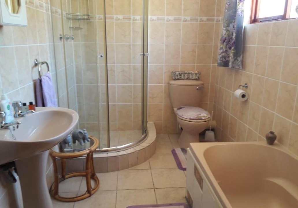Photo of Bathroom in Still Bay
