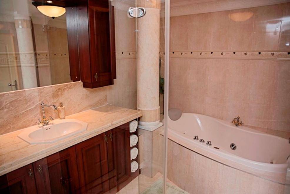 Photo of Bathroom in Margate Beach