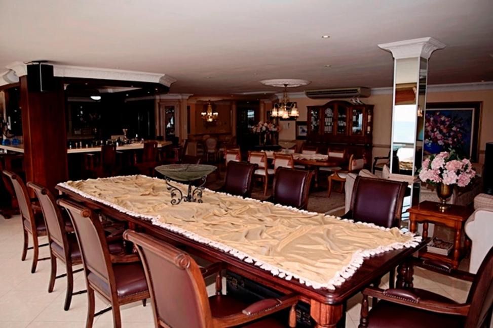Photo of Livingroom in Margate Beach
