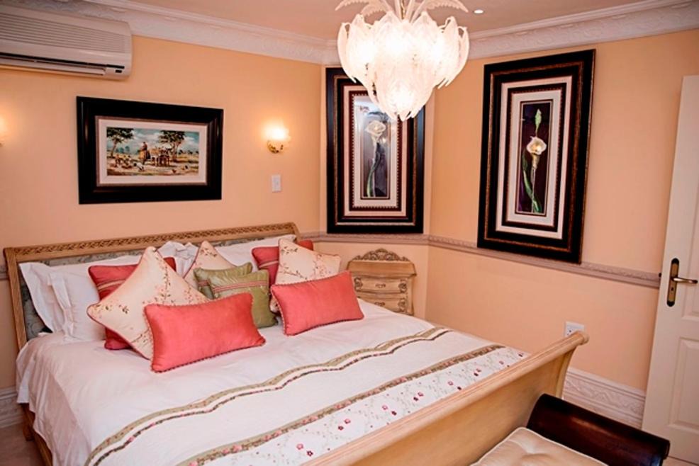 Photo of Bedroom in Margate Beach