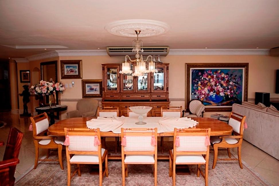 Photo of Livingroom in Margate Beach
