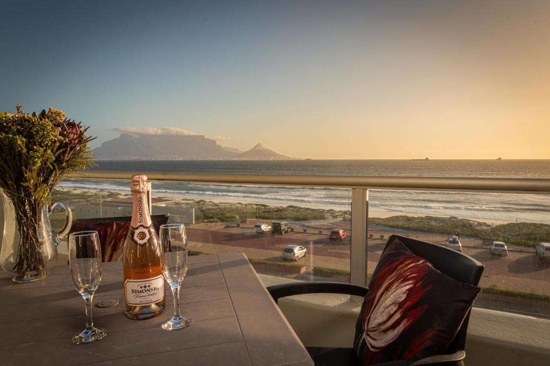 Photo of Others in Bloubergstrand