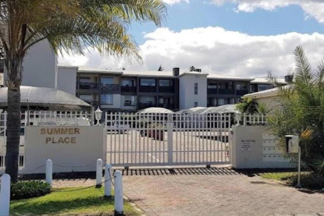 Photo of Buildings in Knysna Central