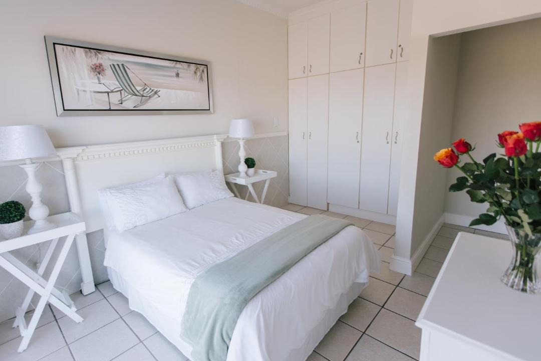 Photo of Bedroom in Kei Mouth