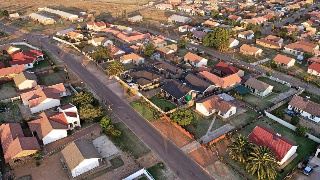 Photo of Others in Thembisile