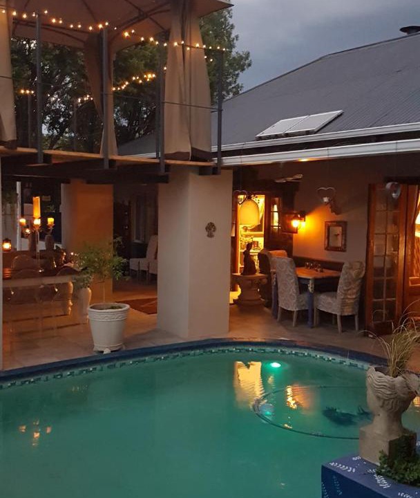 Photo of Others in Parys