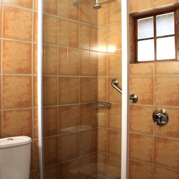 Photo of Bathroom in Drakensberg Gardens