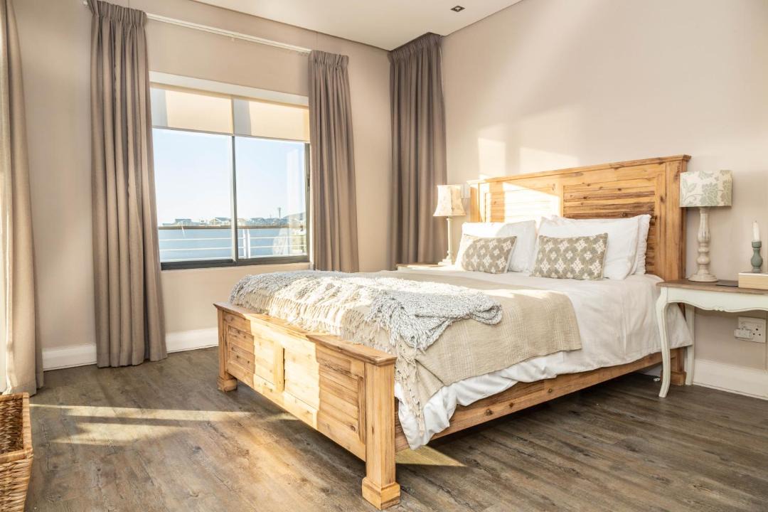 Photo of Bedroom in Big Bay