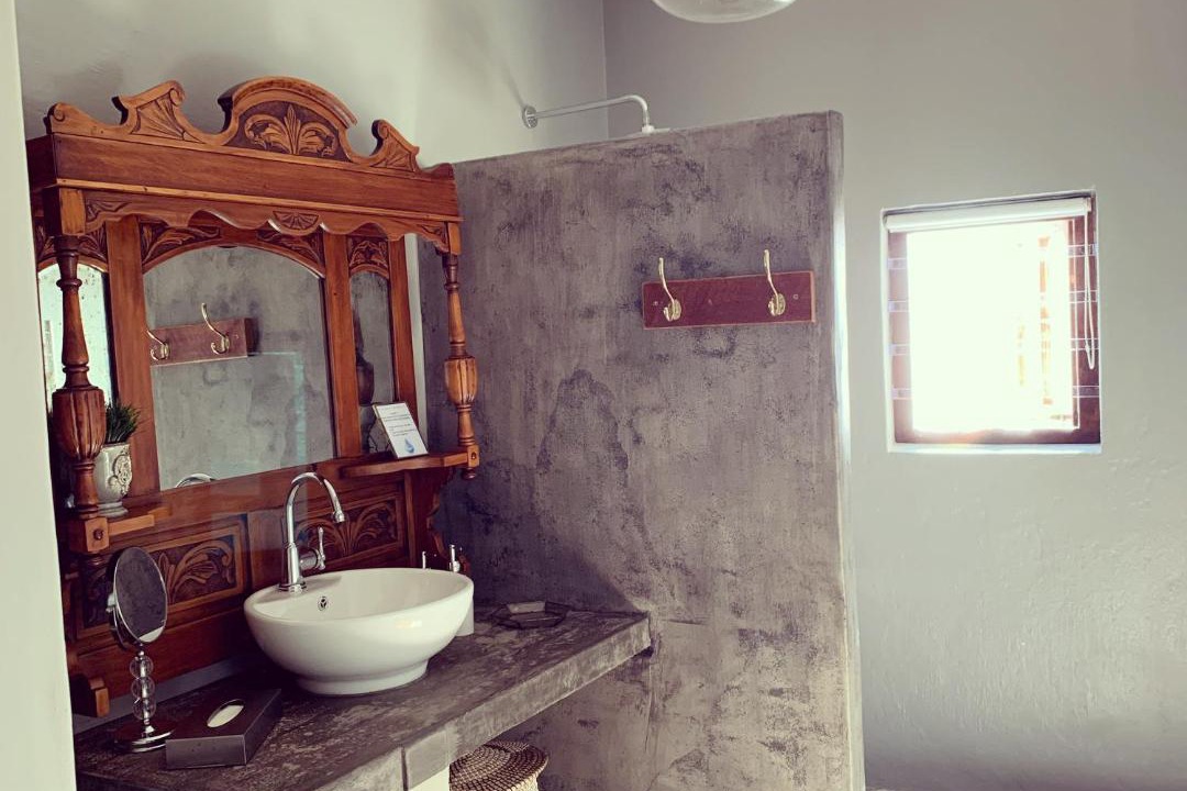 Photo of Others in Paternoster
