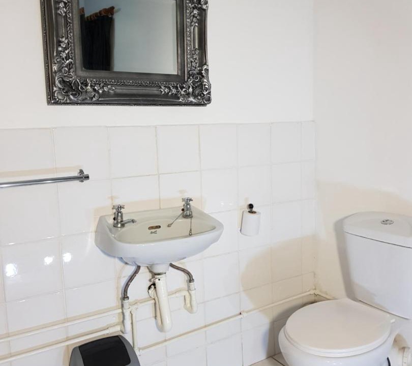 Photo of Bathroom in Parys