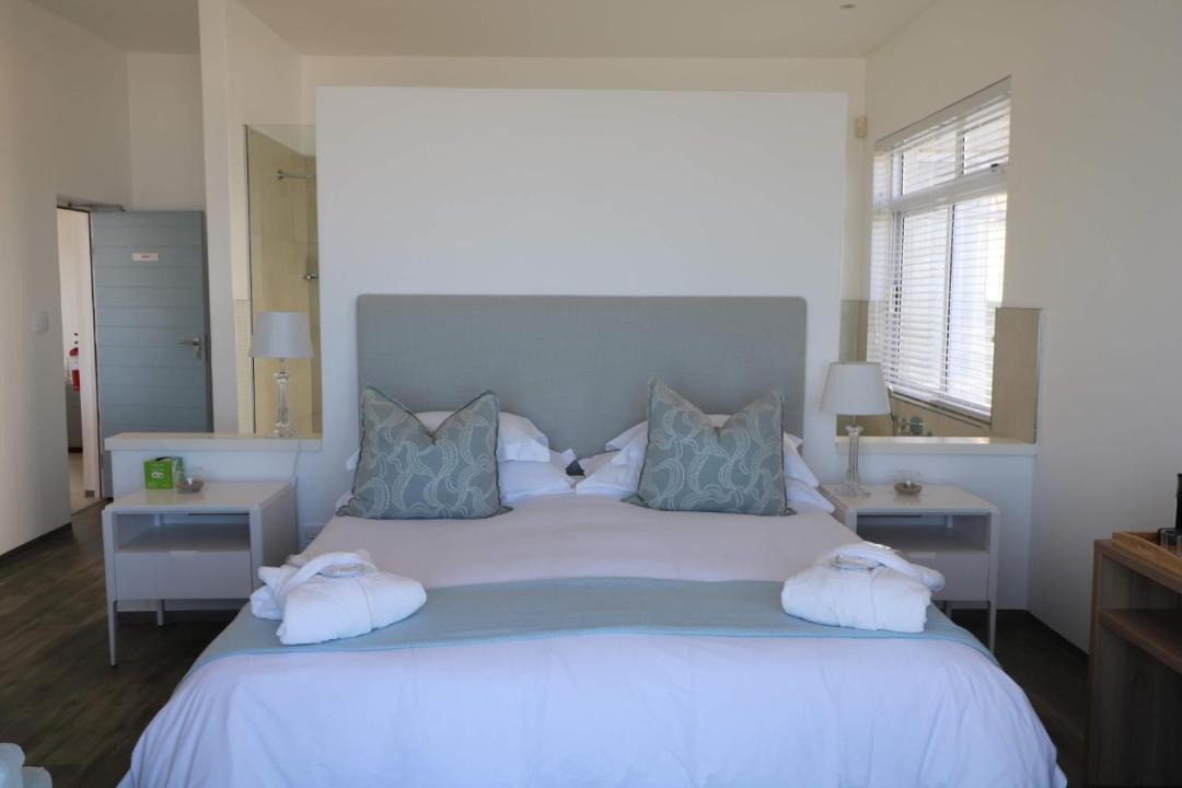 Photo of Bedroom in Wilderness Beach