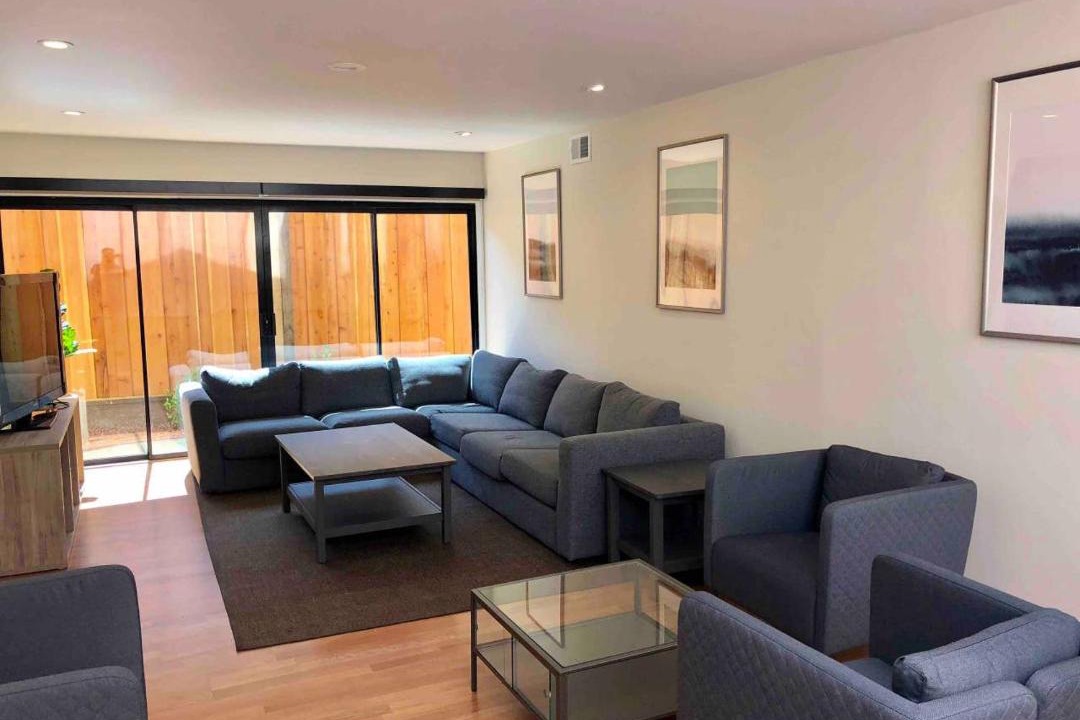 Photo of Livingroom in San Bruno