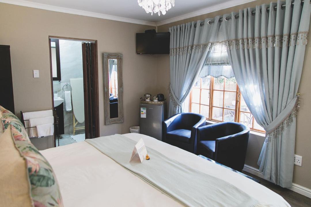 Photo of Bedroom in Komani