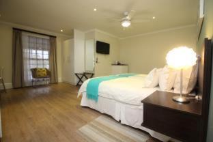 Photo of Bedroom in West Bank