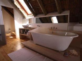 Photo of Others in Paternoster