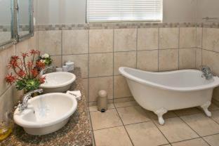 Photo of Bathroom in Schoemanshoek