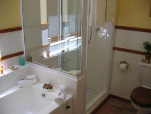 Photo of Bathroom in Steenberg Estate