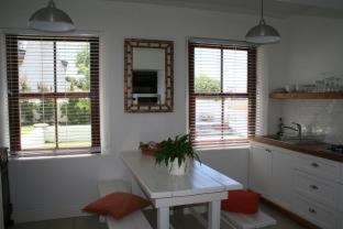Photo of Others in Paternoster