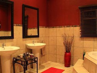 Photo of Bathroom in Hazyview