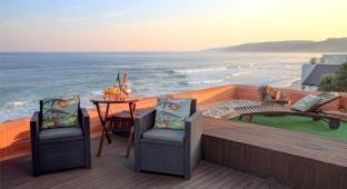 Photo of Patio Balcony in Wilderness Beach
