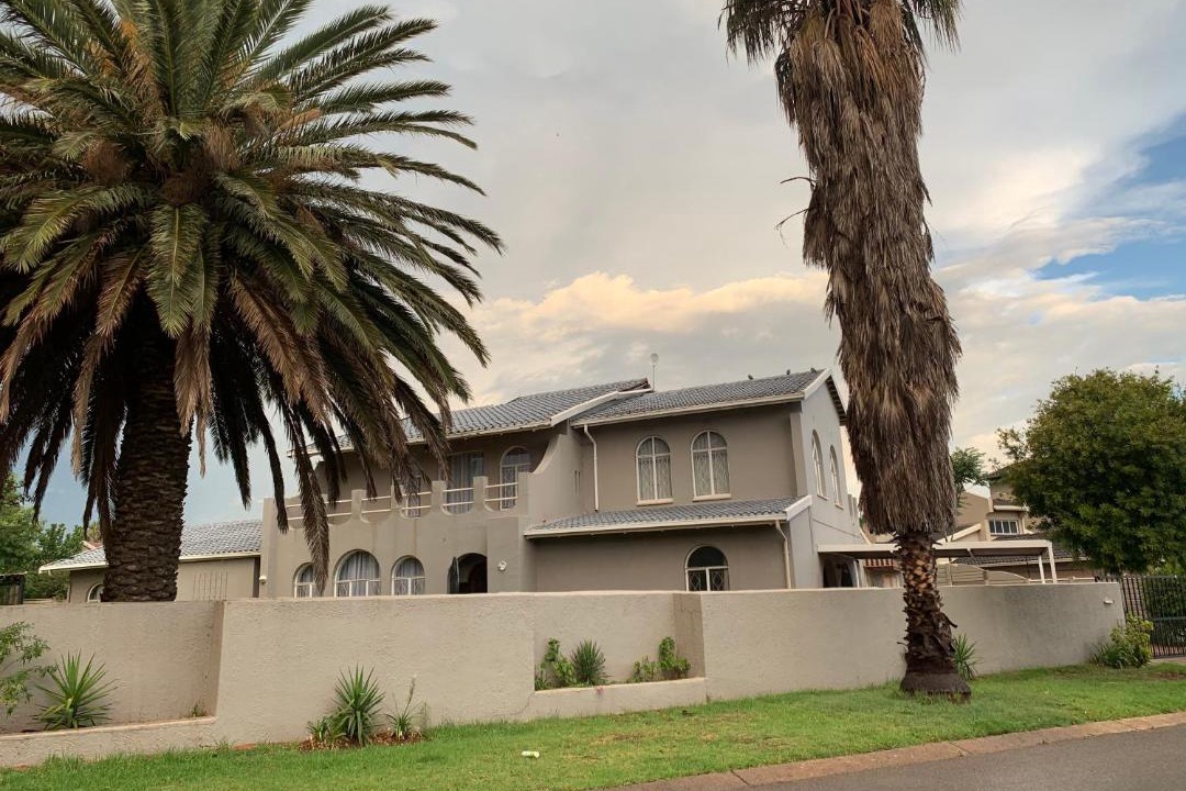 Photo of Others in Alberton