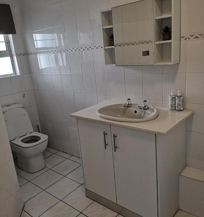 Photo of Bathroom in Umdloti