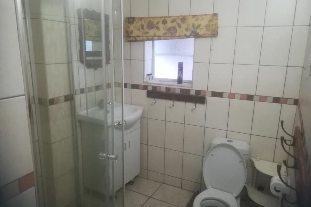 Photo of Bathroom in Great Brak River