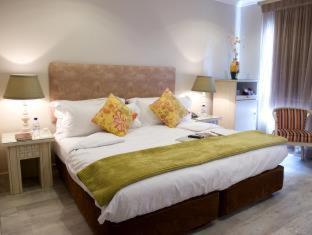 Photo of Bedroom in Woodmead