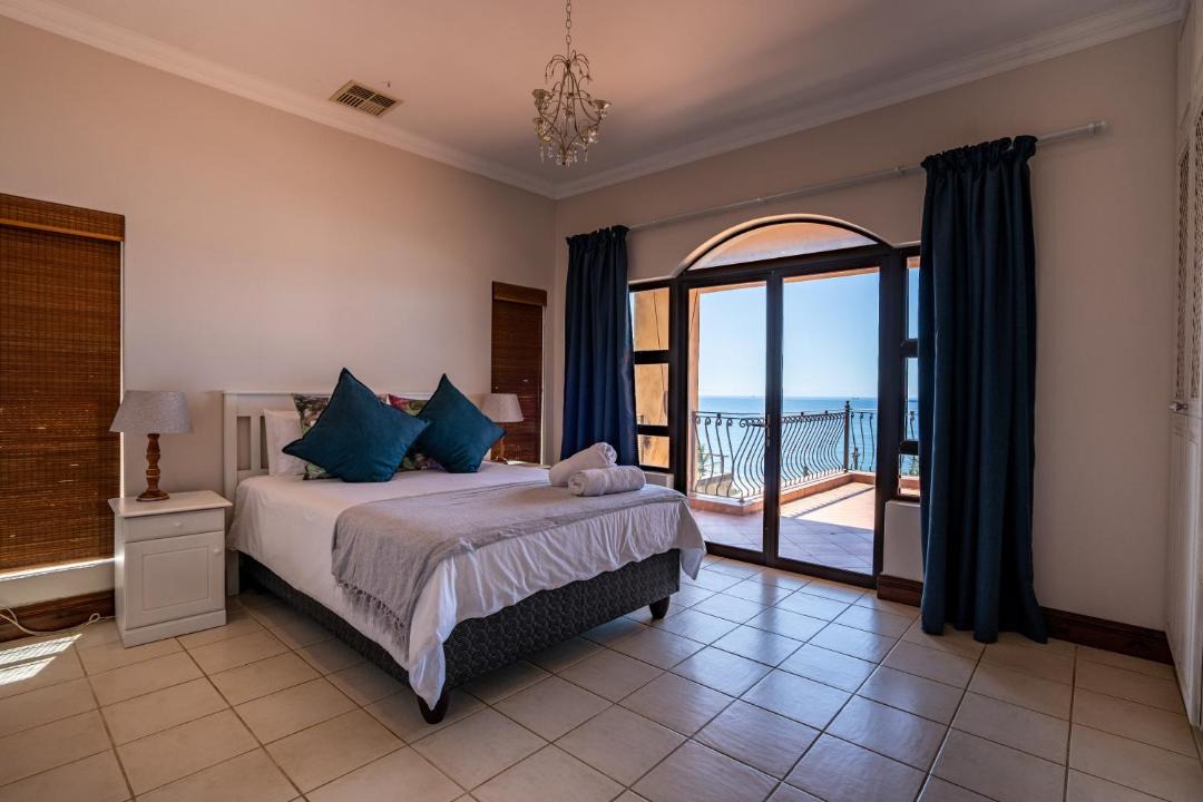 Photo of Bedroom in Selection Beach