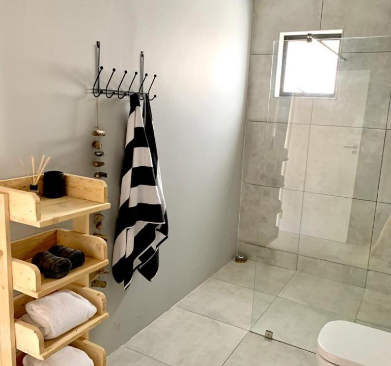Photo of Bathroom in Jeffreys Bay